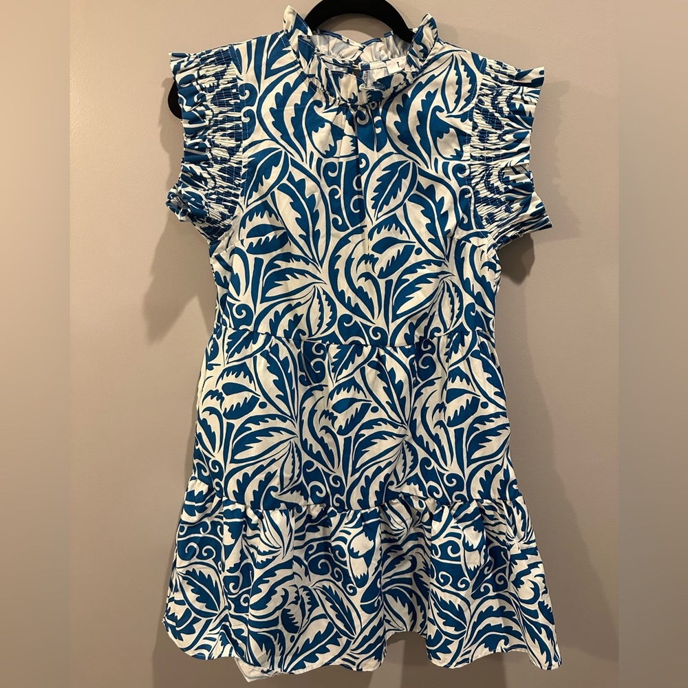 THML Blue And White Ruffle Neck Tiered Printed Dress Size XS